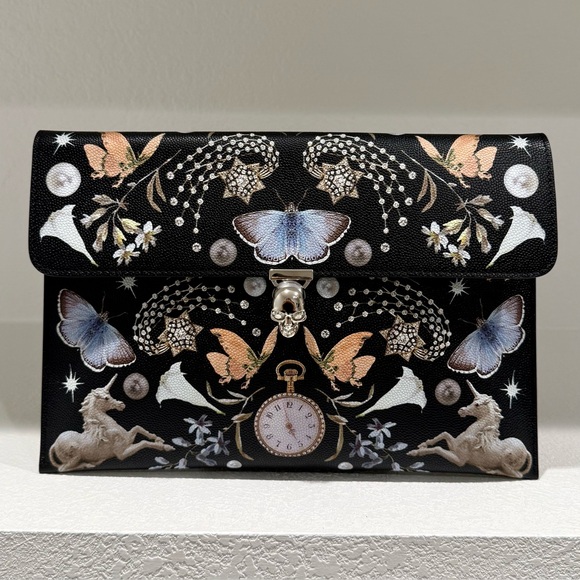 Alexander McQueen Handbags - •••SOLD•••Auth Alexander McQueen Nocturnal Skull Calfskin Leather Clutch Black